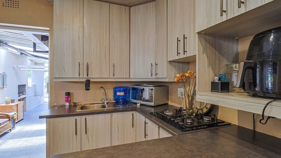 4 Bedroom Property for Sale in Safari Gardens North West